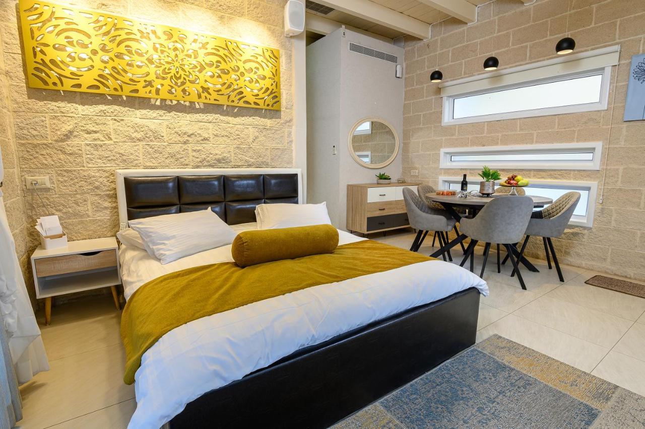 אחוזת מיא - סוויטות בוטיק על המים Villa Goren Exteriör bild