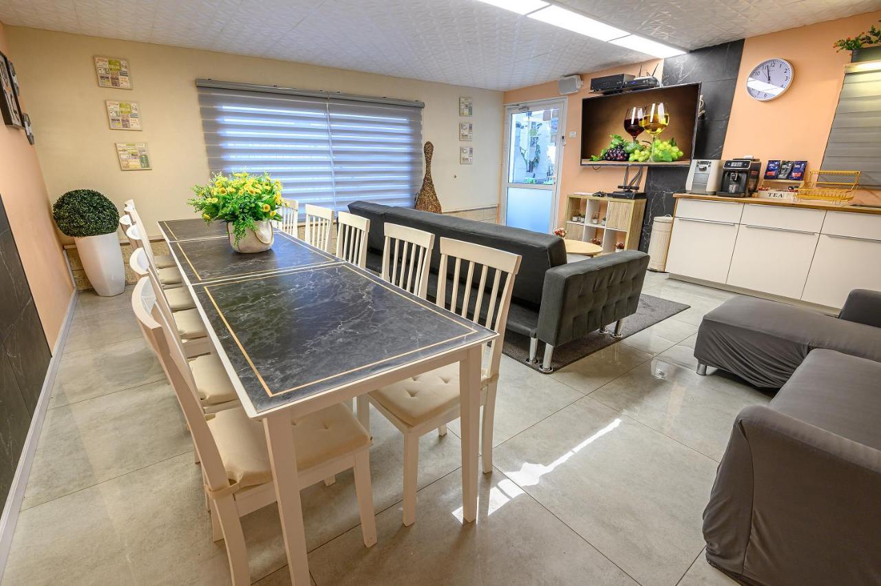 אחוזת מיא - סוויטות בוטיק על המים Villa Goren Exteriör bild